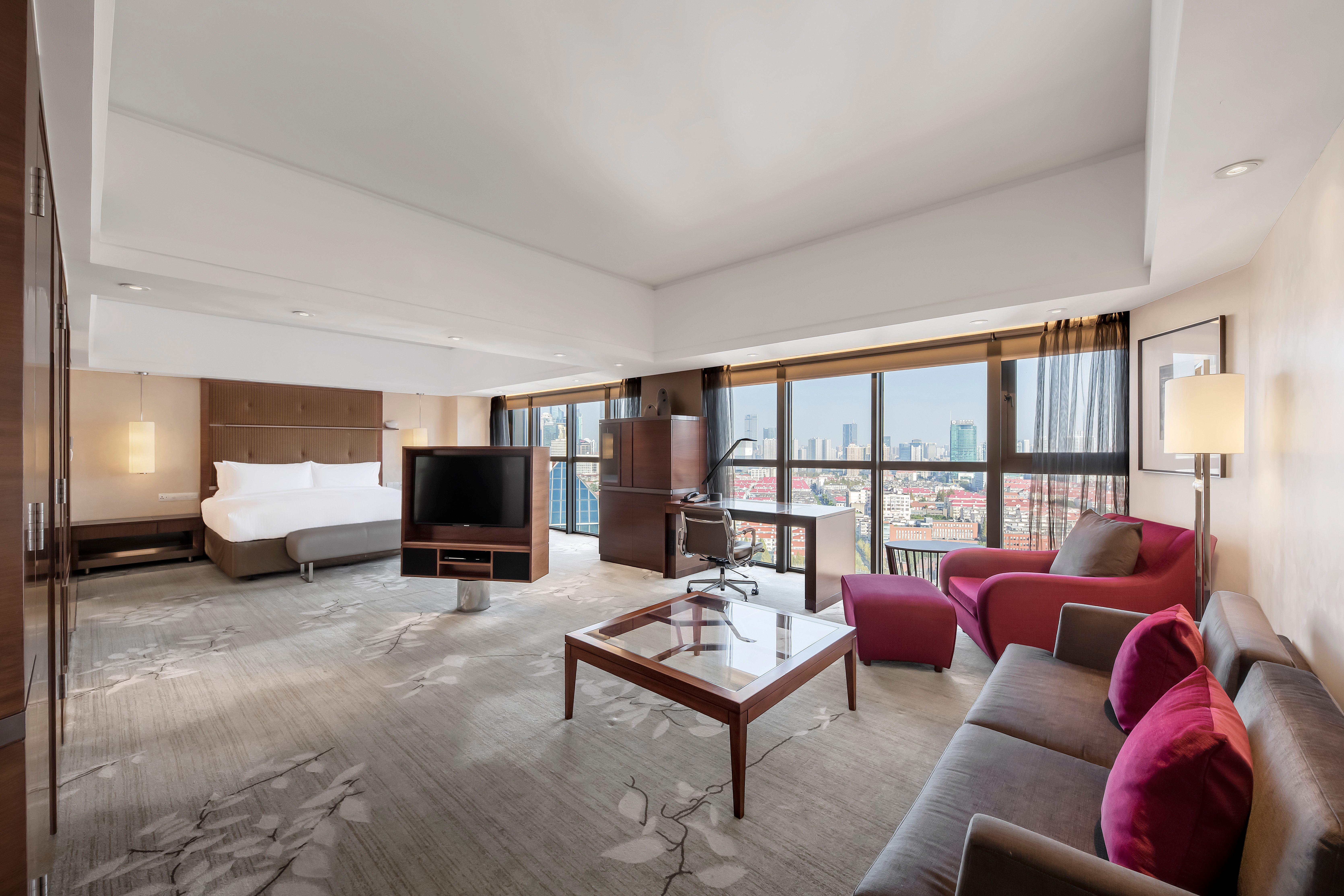 InterContinental Shanghai Pudong, an IHG Hotel Bagian luar foto