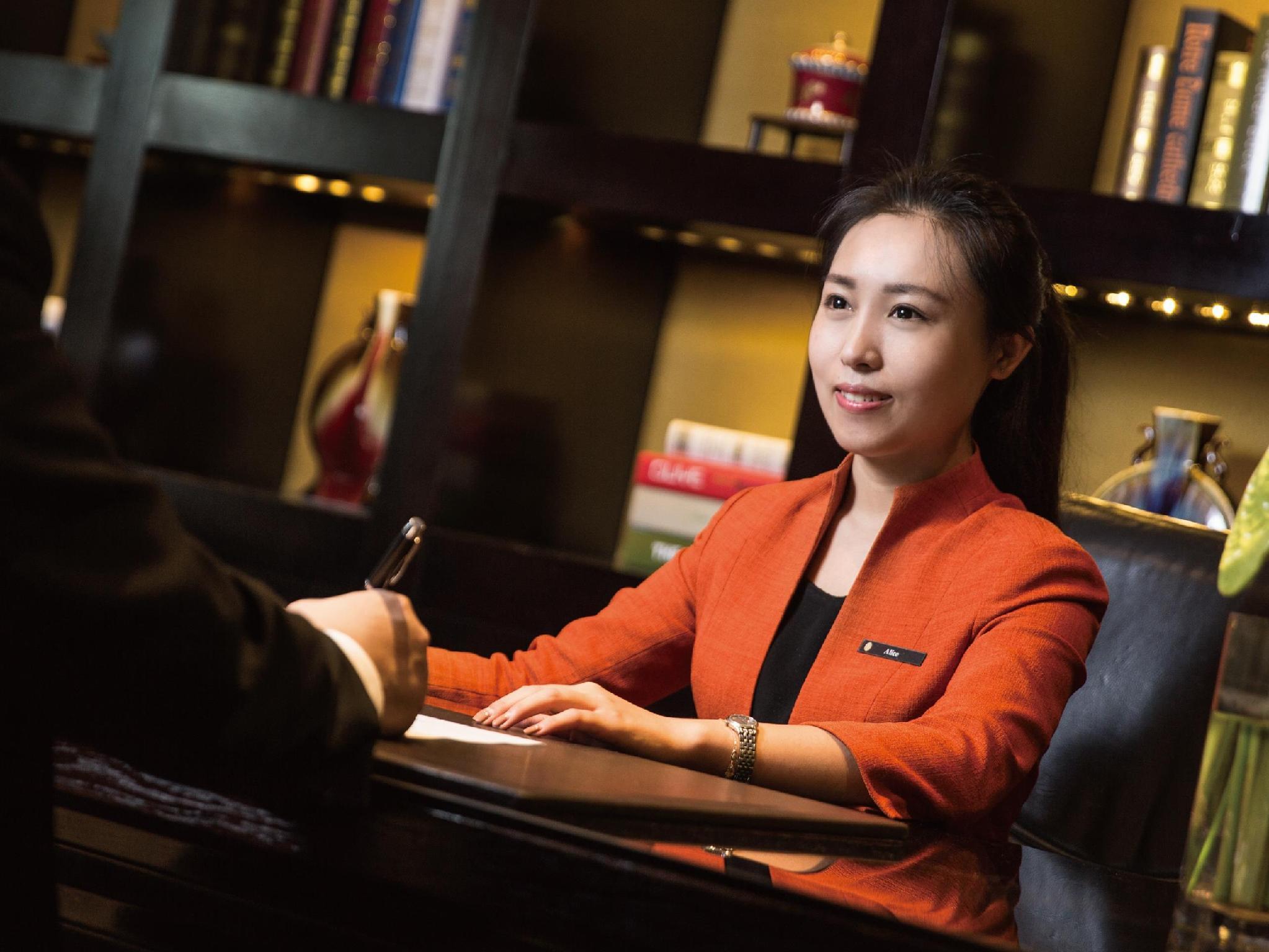 InterContinental Shanghai Pudong, an IHG Hotel Bagian luar foto