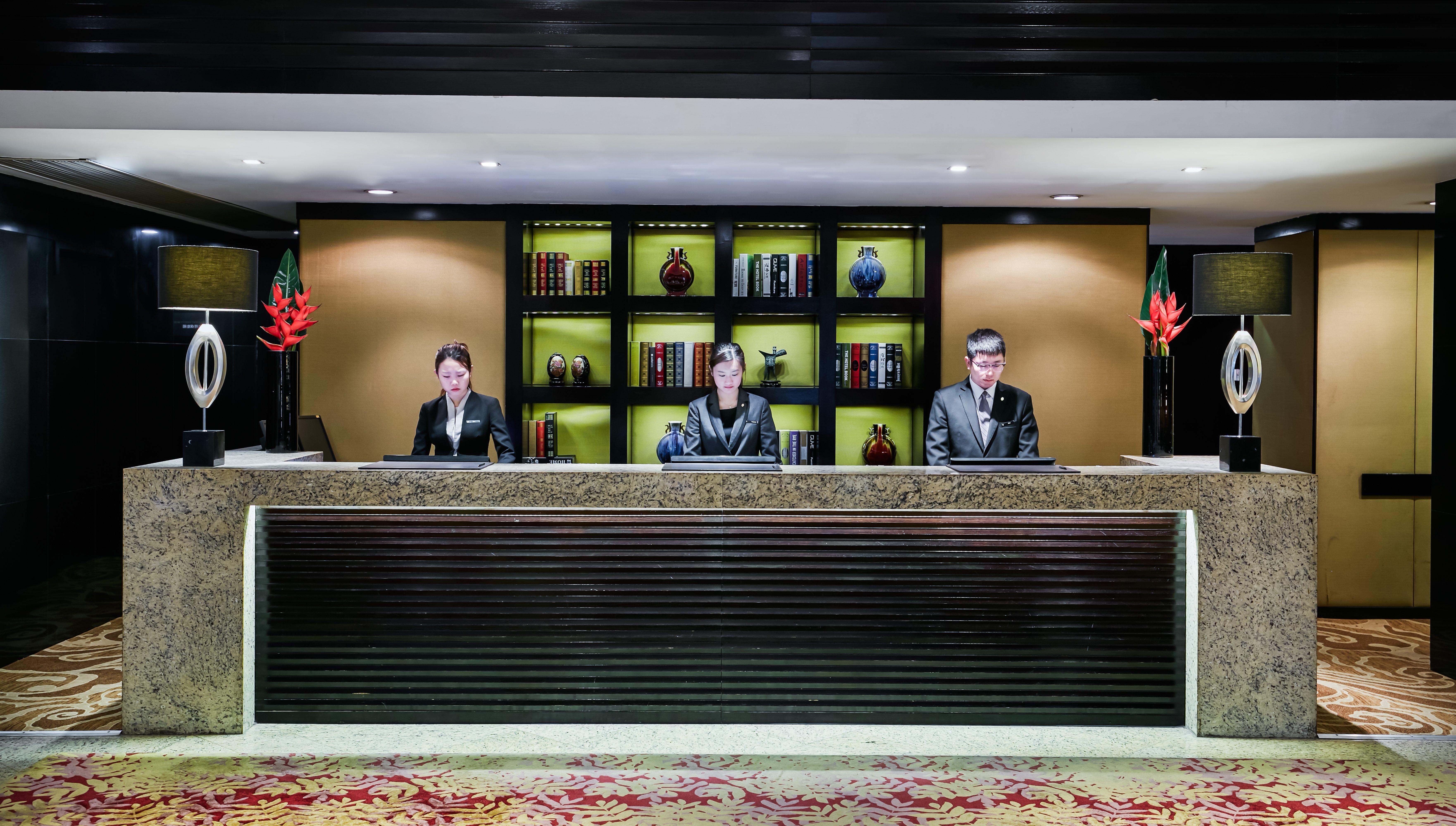 InterContinental Shanghai Pudong, an IHG Hotel Bagian luar foto