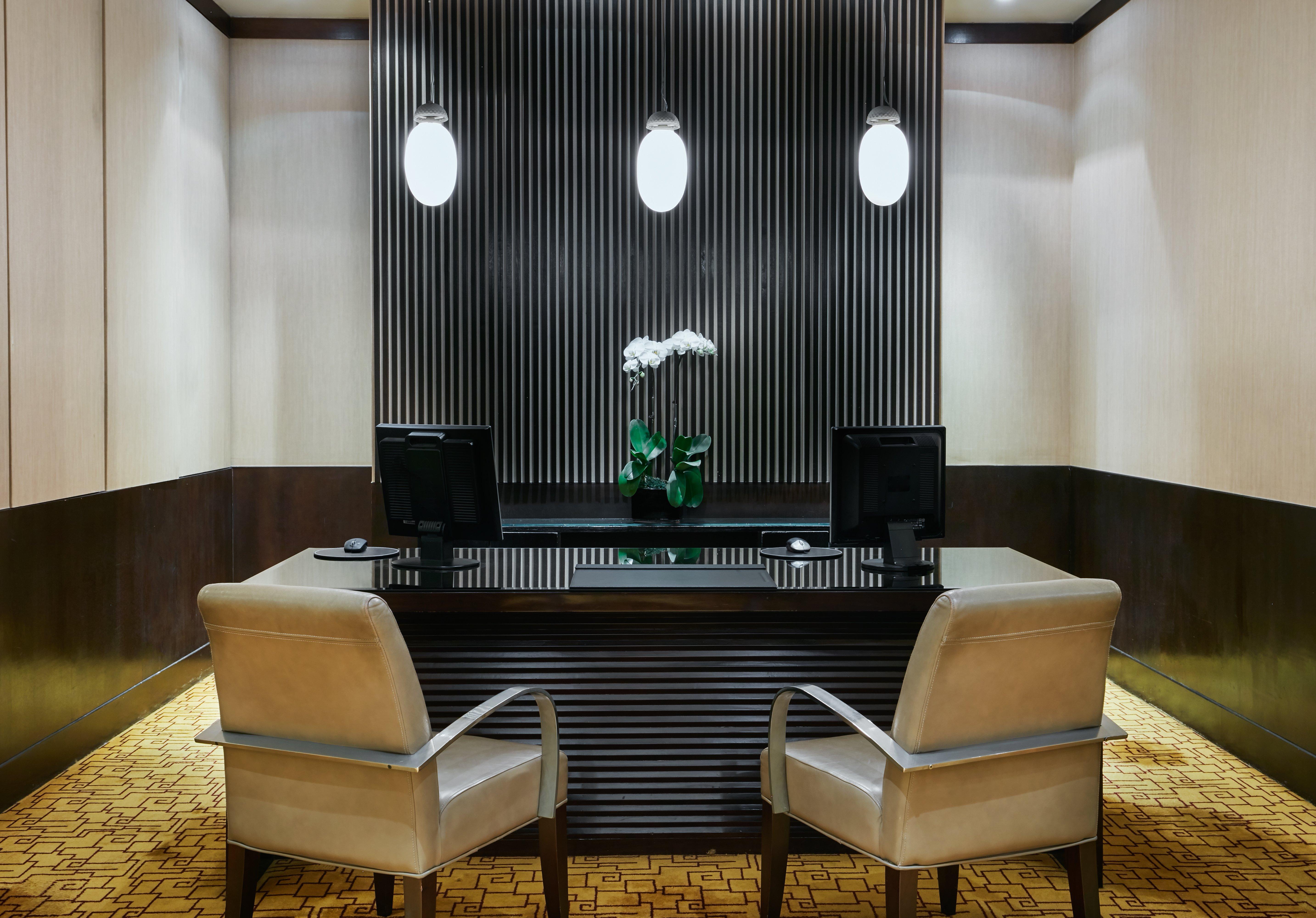 InterContinental Shanghai Pudong, an IHG Hotel Bagian luar foto