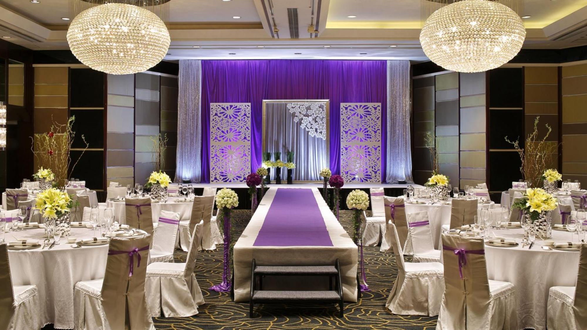 InterContinental Shanghai Pudong, an IHG Hotel Bagian luar foto