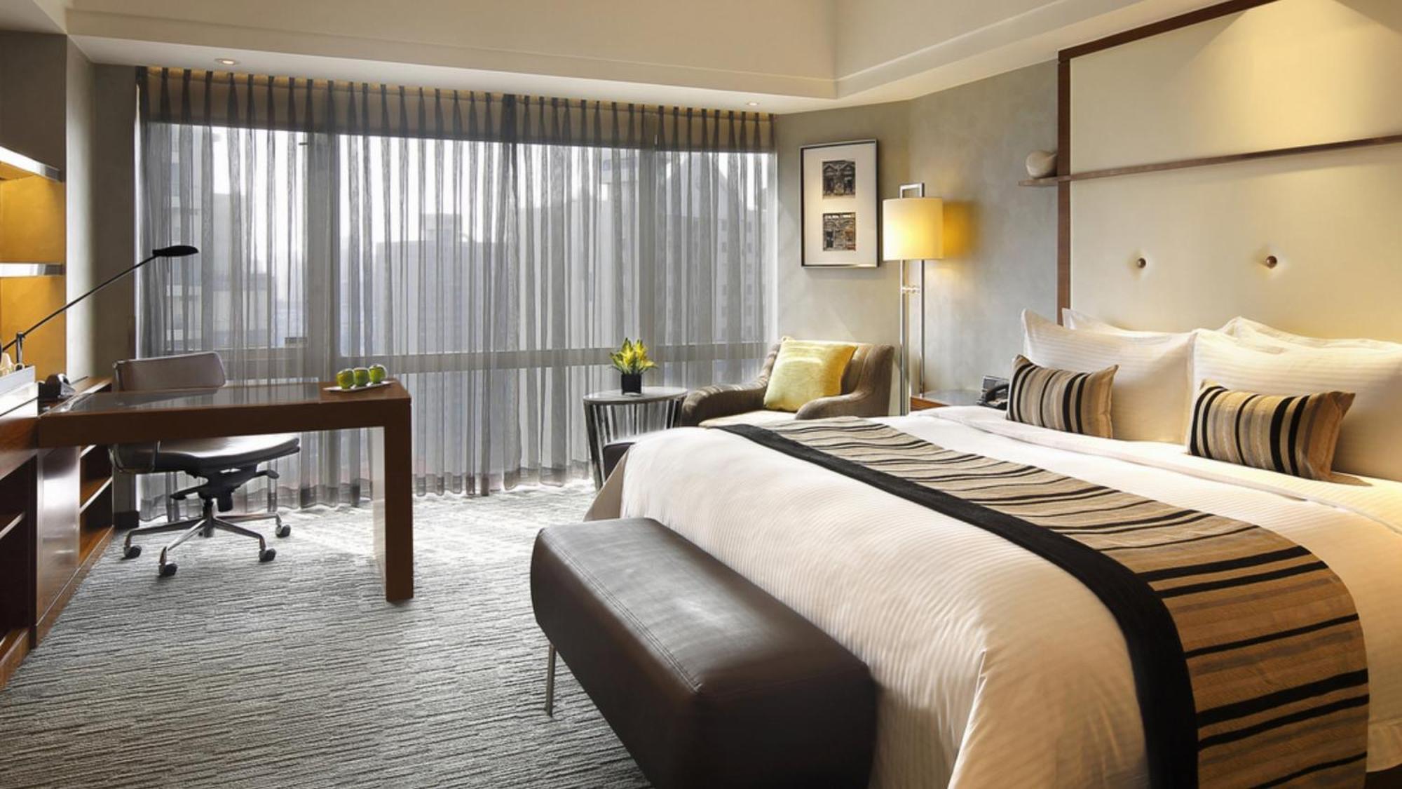 InterContinental Shanghai Pudong, an IHG Hotel Bagian luar foto