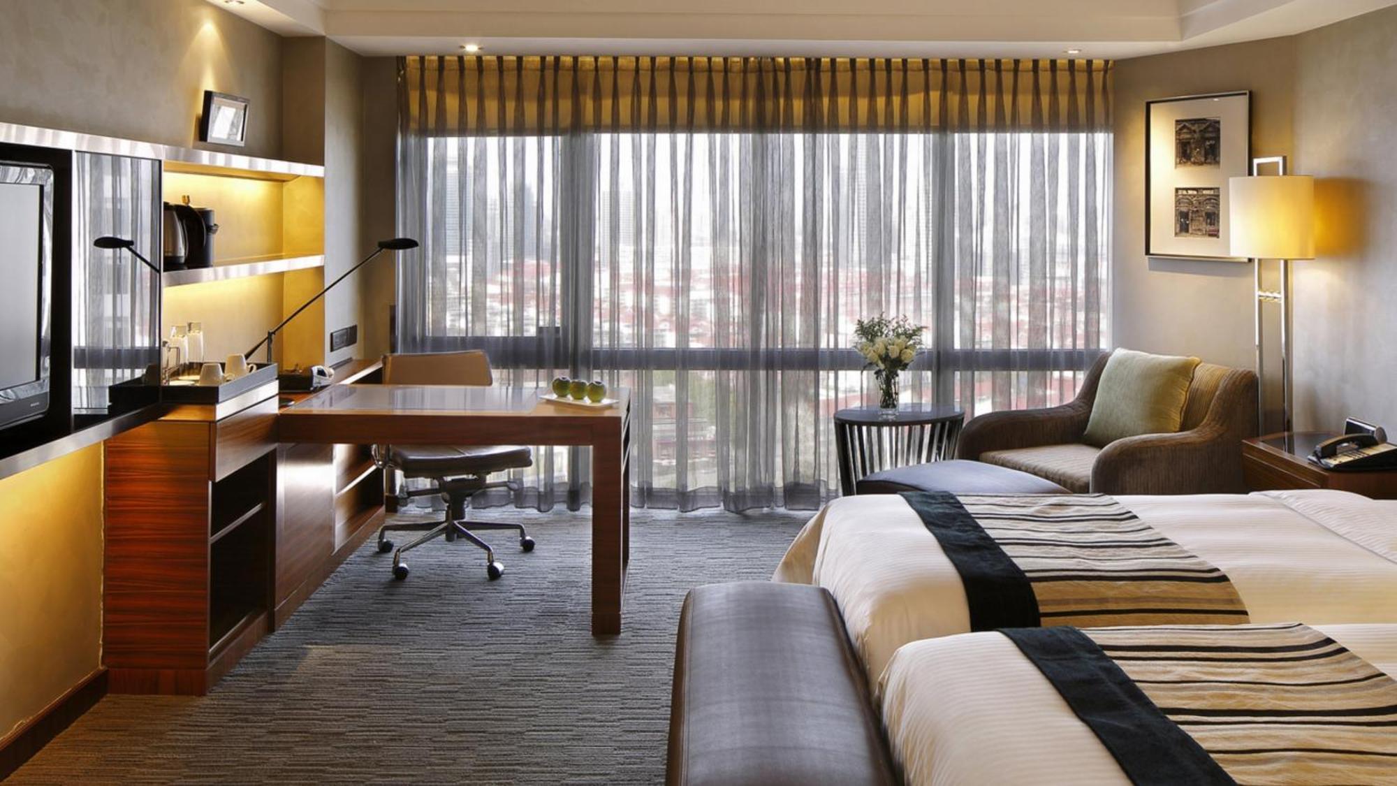 InterContinental Shanghai Pudong, an IHG Hotel Bagian luar foto